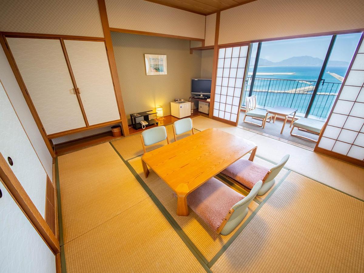 فندق Kokumin Shukusha Marine Terrace Ashiya كيتاكيوشو المظهر الخارجي الصورة
