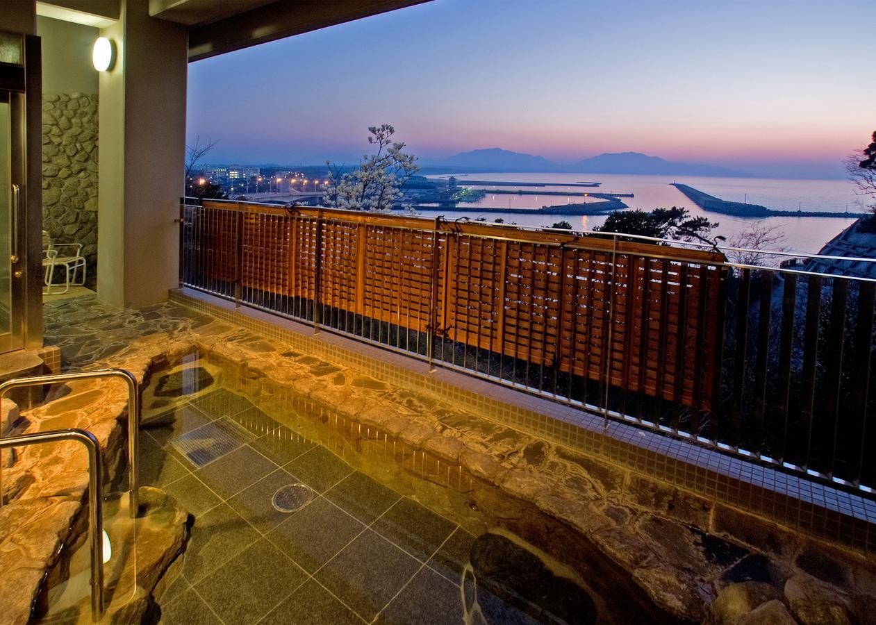 فندق Kokumin Shukusha Marine Terrace Ashiya كيتاكيوشو المظهر الخارجي الصورة
